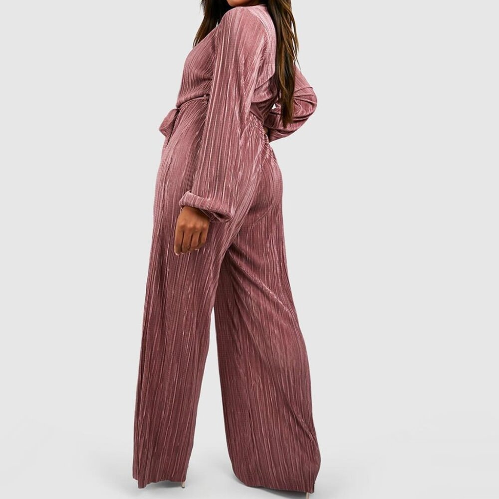 Long Sleeve Belted Plisse Wide Leg Jumpsuit - Picture 2 of 3